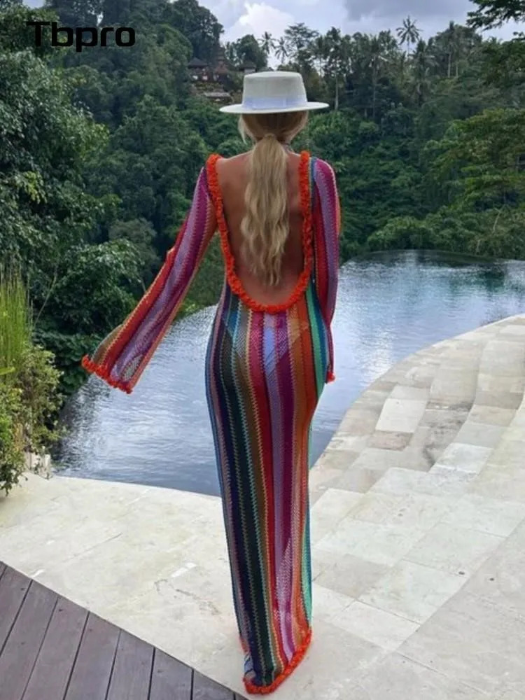 Long Sleeved Contrast Striped Knitted Long Dress Women Casual Fashion Backless Maxi Dresses Beach Vacation Elegant Vestidos 240819
