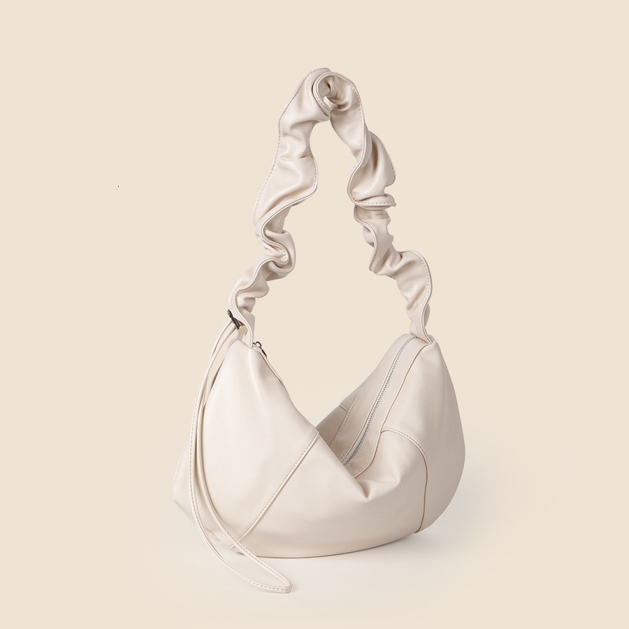 Wrinkled shoulder strap soft leather commuting female students, fashionable large capacity crossbody bag for women, versatile summer style
