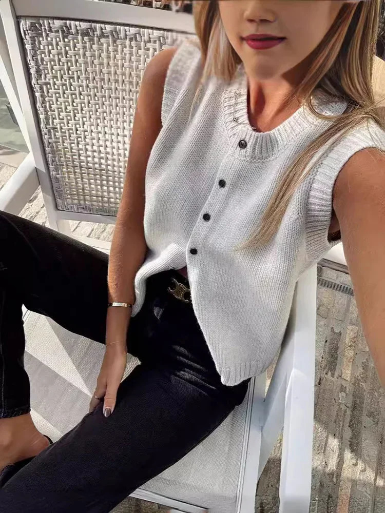 Womens knitted vest casual single chest open top womens solid sleeveless fashion 240819