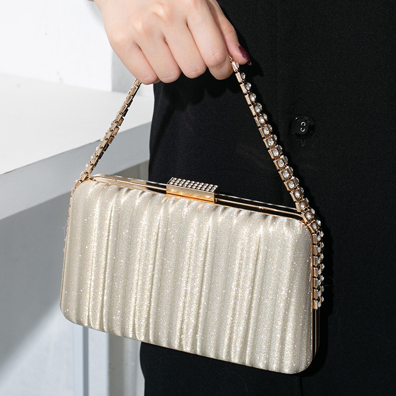 New ladies' diamond studded hand-held banquet bag, clutch chain small square bag