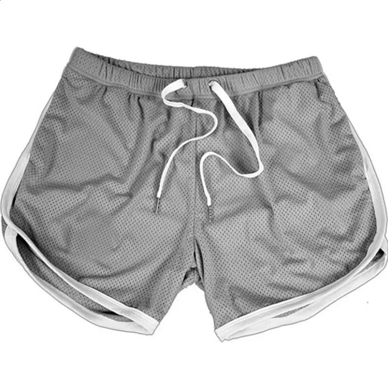 Muscle building summer mens sports shorts beach casual mesh fitness fast drying and breathable 240819