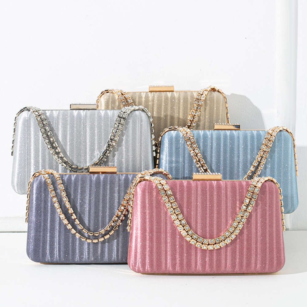 New ladies' diamond studded hand-held banquet bag, clutch chain small square bag