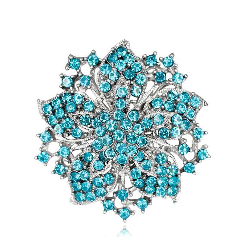 Brooch Pin Exquisite rust proof silver plated rhinestone round flower brooch for dating Brooch Pin clothing accessories W240815