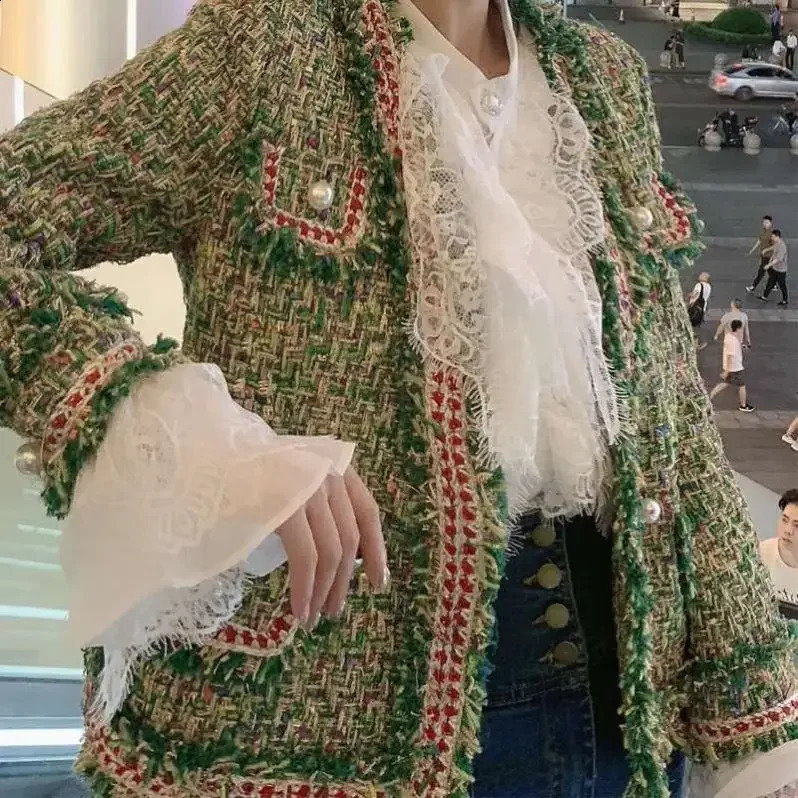 Fashionable womens plaid pleated jacket chunky pearl button golden silk vintage spring and autumn cardigan crop top 240819