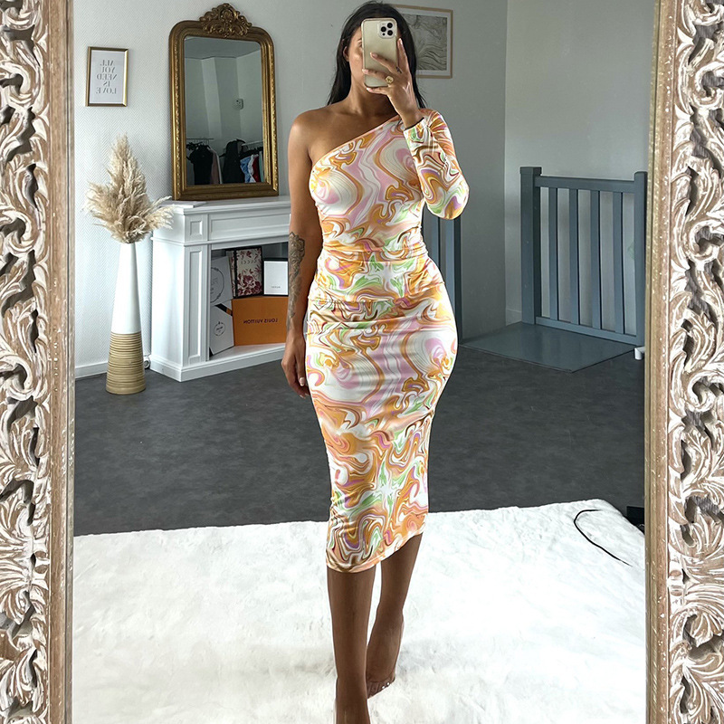 Fall/winter Womens New Fashionable Printed Slanted Shoulder Long Sleeve Slimming and Slimming Medium Long Dress