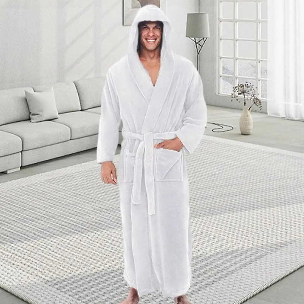 Comfortable plush bathroom soft absorbent mens hooded bathroom with adjustable belt pocket keeping pajamas comfortableW240719