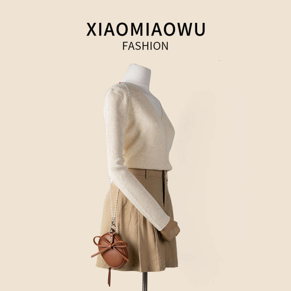 Pearl chain shoulder niche bow crossbody versatile fashionable women's bag, red envelope, small size, portable and mini
