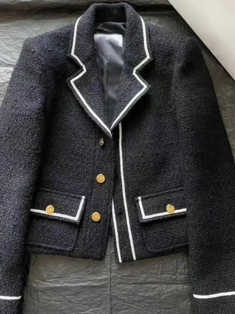 Autumn vintage womens Y2k coarse woolen jacket Korean temperature ultrathin suitable for outerwear patch workwear fashionable single chest elegant top
