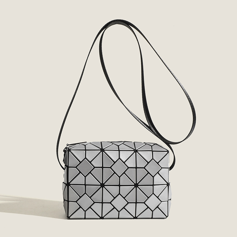 PU 2024 New Crossbody Women's Shoulder Geometric Diamond Grid Camera Bag 707