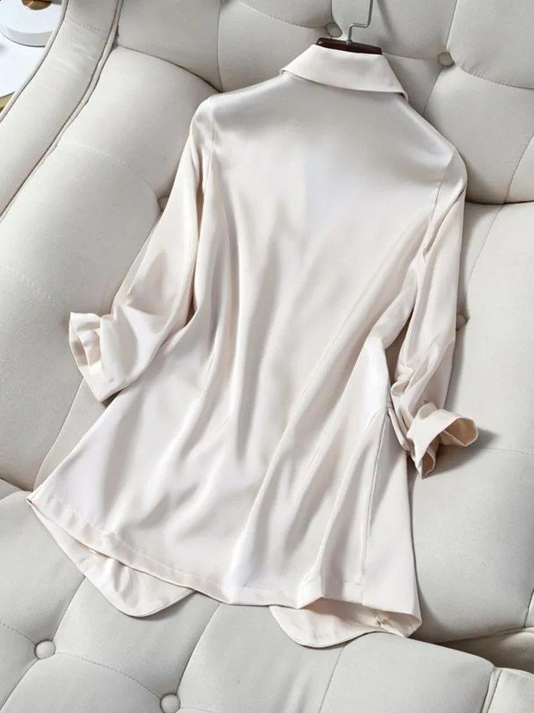 Fashionable womens casual clothing long sleeved lapel solid color single chest office temperature fashionable jacket top 240819
