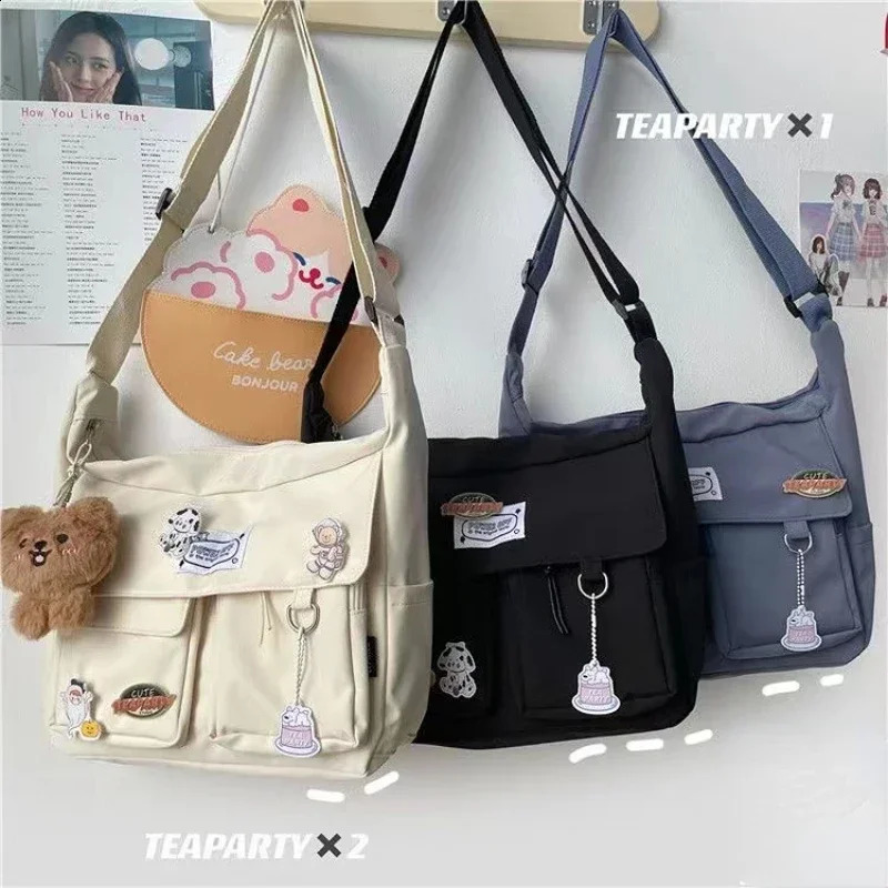 Korean Ulzzang Messenger Bag Women Nylon Bags Multipockets Crossbody Bags For Women School Book Shoulder Bag Sac 240819