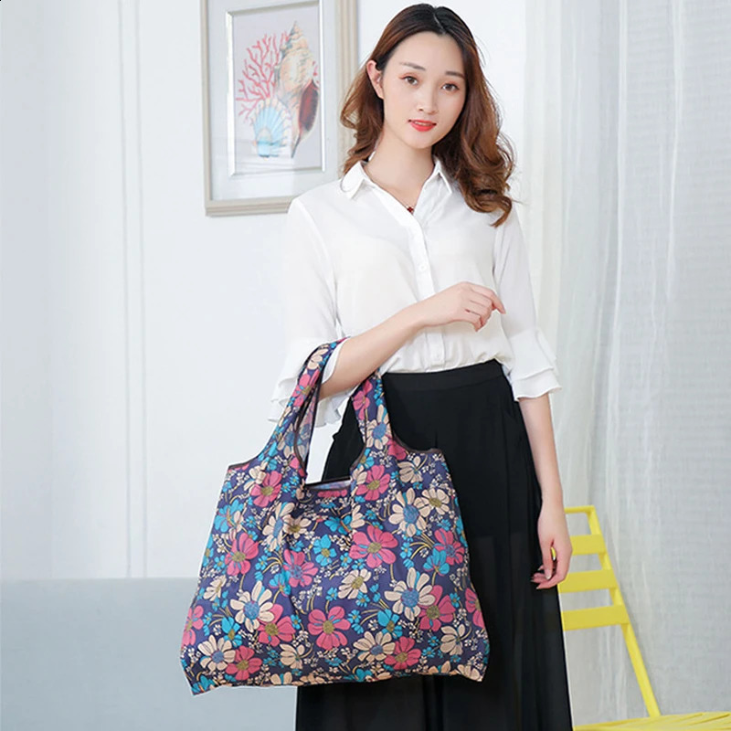 Versatile Folding Shopping Bag Large Capacity Travel Tote Fashion Reusable Grocery 241203