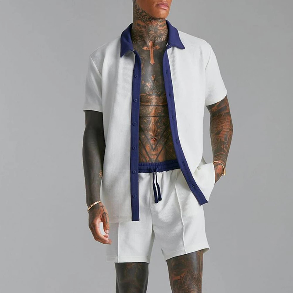 Autumn Mens Casual Sports Travel Loose Vacation Suit Contrast Color Short-Sleeved Shirt Cardigan Shorts Two-piece Set 240819
