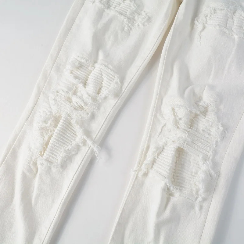 Sokotoo Mens white stretch ripped biker jeans Slim skinny pleated patchwork denim pants 240819