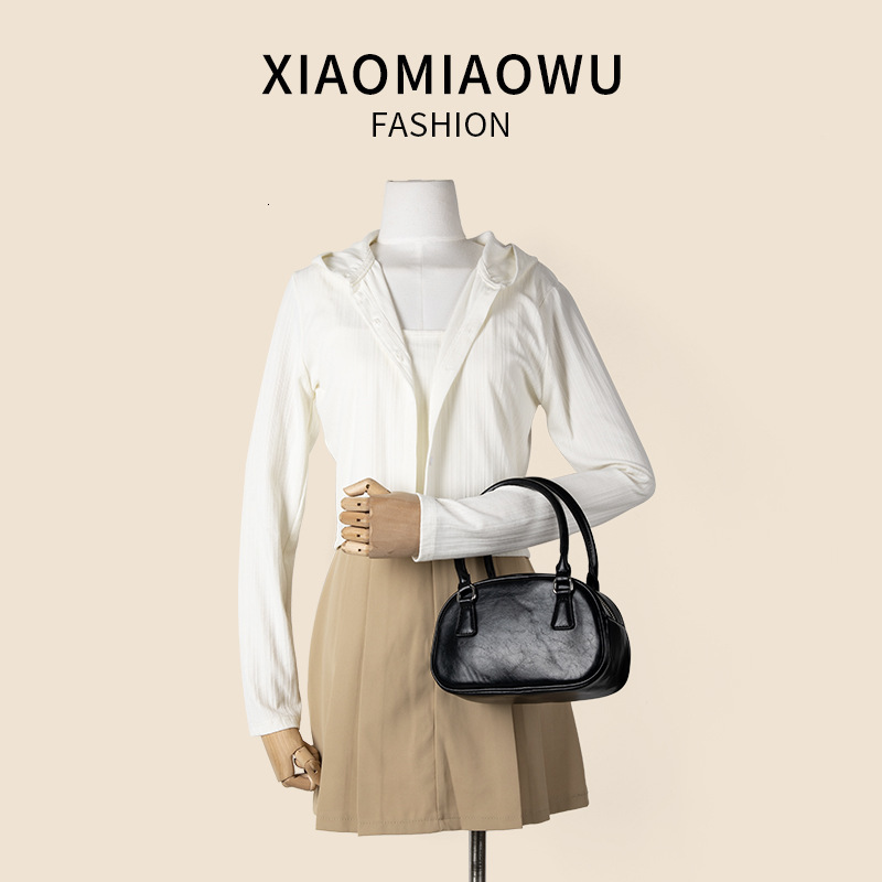 Versatile crossbody new student shoulder bag, summer bowling, commuting handbag, women's niche high-end feel