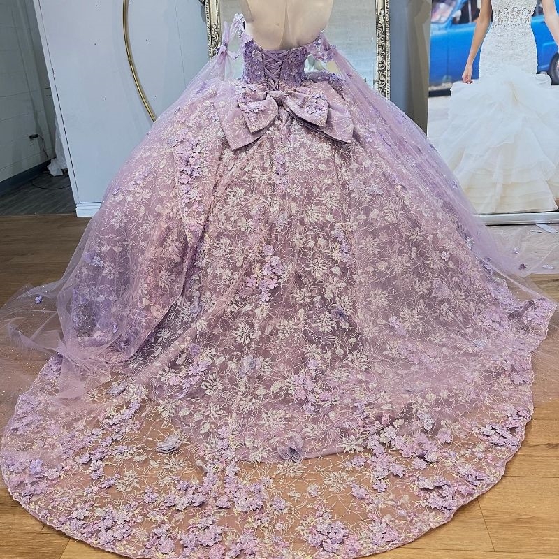 Lilac Sweet 16 Dress Quinceanera Gown 3D ral Applique Beads Crystal Tull With Cape Party Birthday vestidos de 15 anos