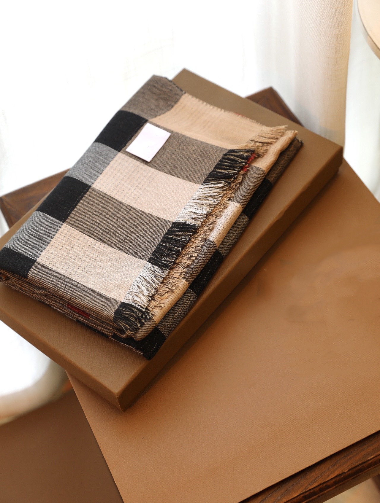 Classic Plaid Scarf 100% Cashmere Designer Scarf Soft Four Seasons Universal Neck Shawl Fringed Long Scarf 100x200cm