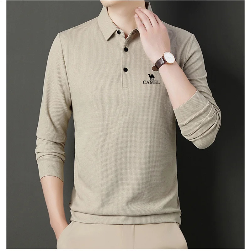 Mens Fashion Solid Long Sleeved Polo Shirt Autumn Breathable Comfortable Top Korean Version Mens lapel T-shirt Male Clothing 240820