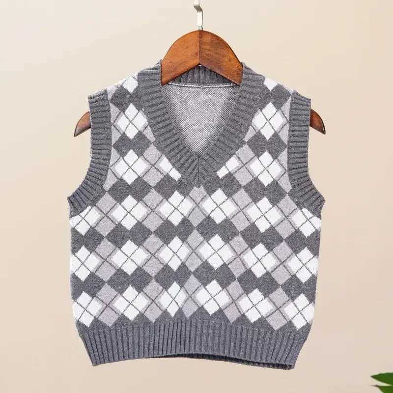 Kids Boys Girls Knitted Vest 2024 New Fashion British College Style Vest Diamond Printed Sweaters Sleeveless Outwear Cotton TopsXJ240819