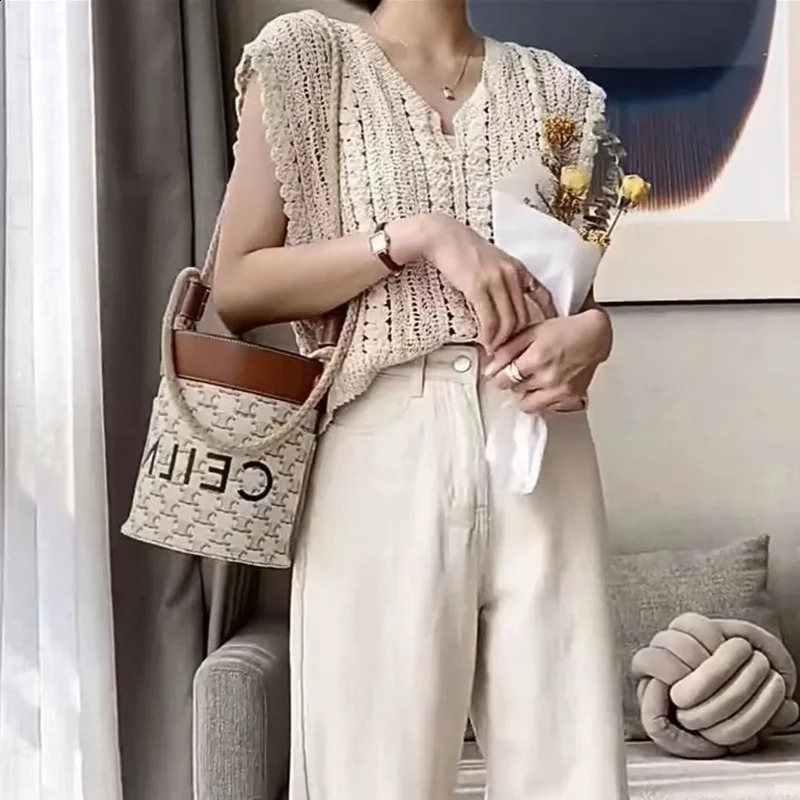 Womens hollow Vneck knitted retro loose casual full matching street clothing simple Korean summer fashion 240819