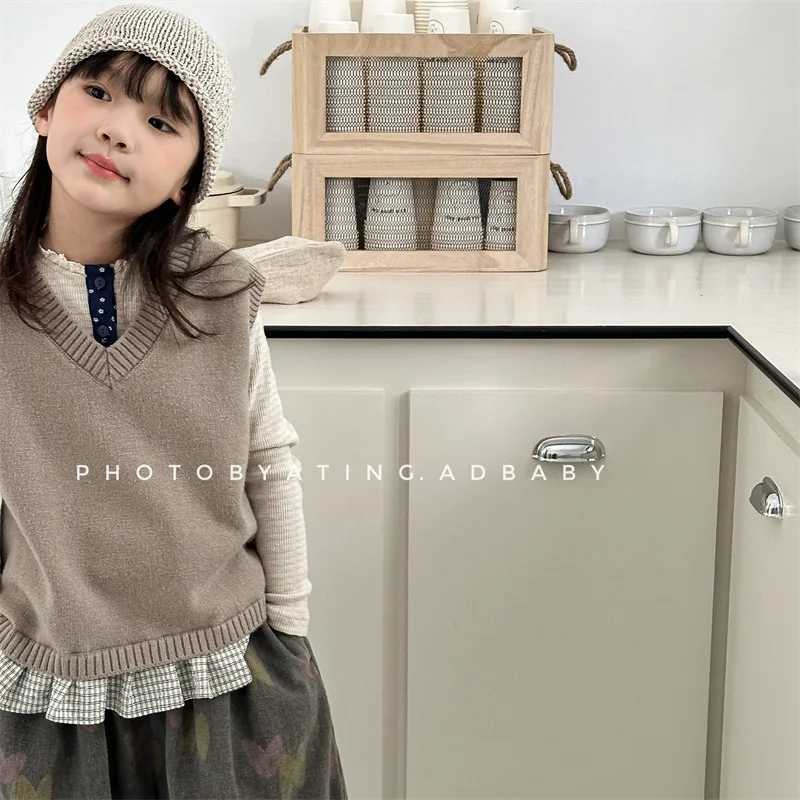 2024 Autumn New Children Sweater Vest Cotton Girls Solid Casual Knitwear Baby Knitted Sleeveless Coat Kids Toddler ClothesXJ240819
