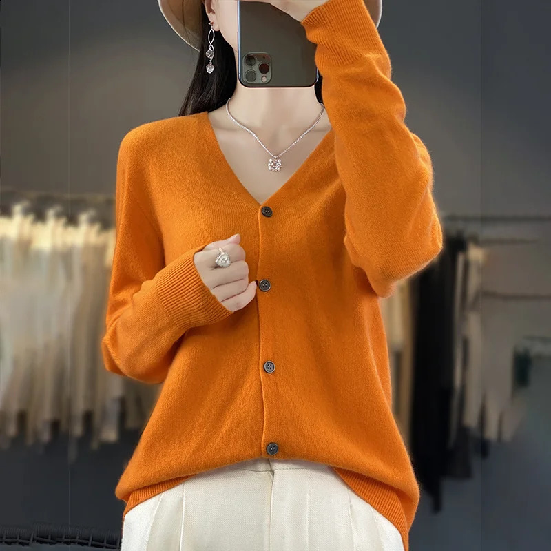 Spring and autumn womens 100% Merino wool cardigan soft Vneck cashmere sweater button knit casual clothing Korean style shirt 240819