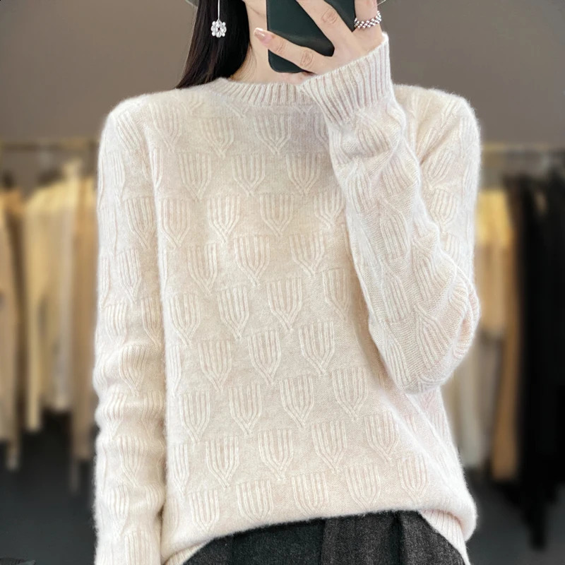 AutumnWinter Cashmere Sweater Womens Oneck Pullover Warm Loose 240821