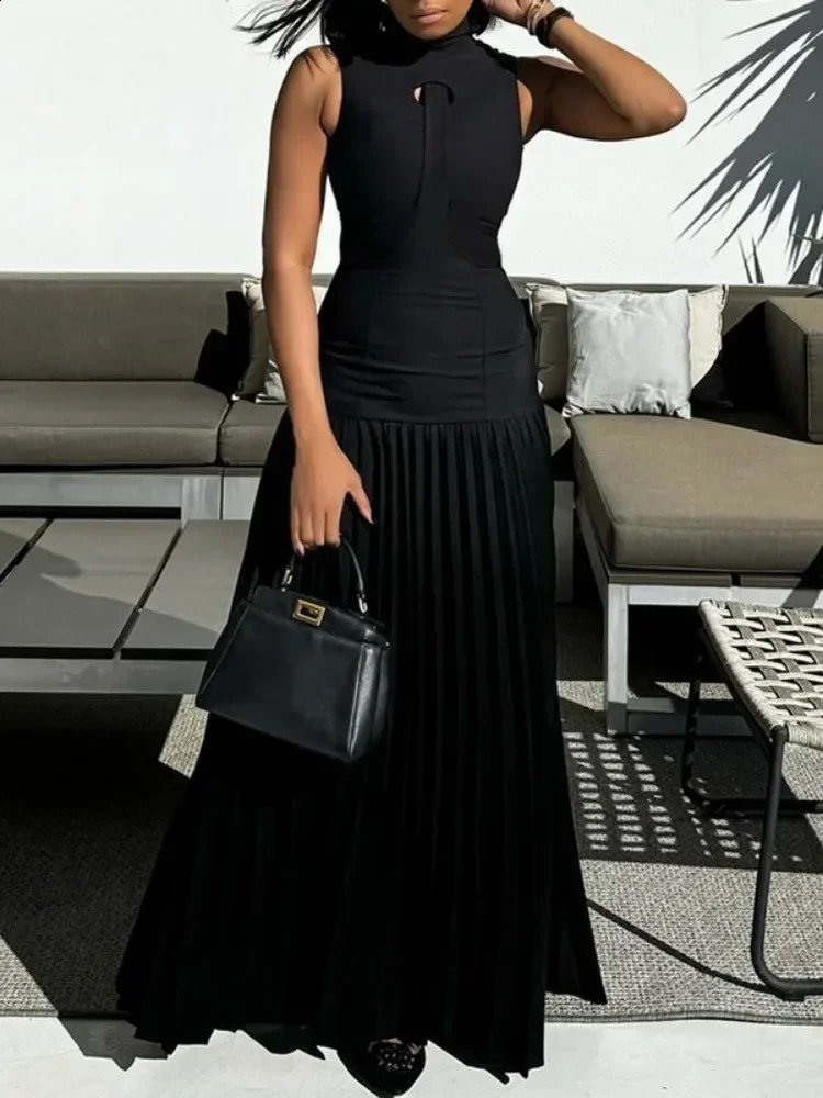 Tinaa Solid Black pleated long dress with plain neck and sleeveless elegant evening gown 240820