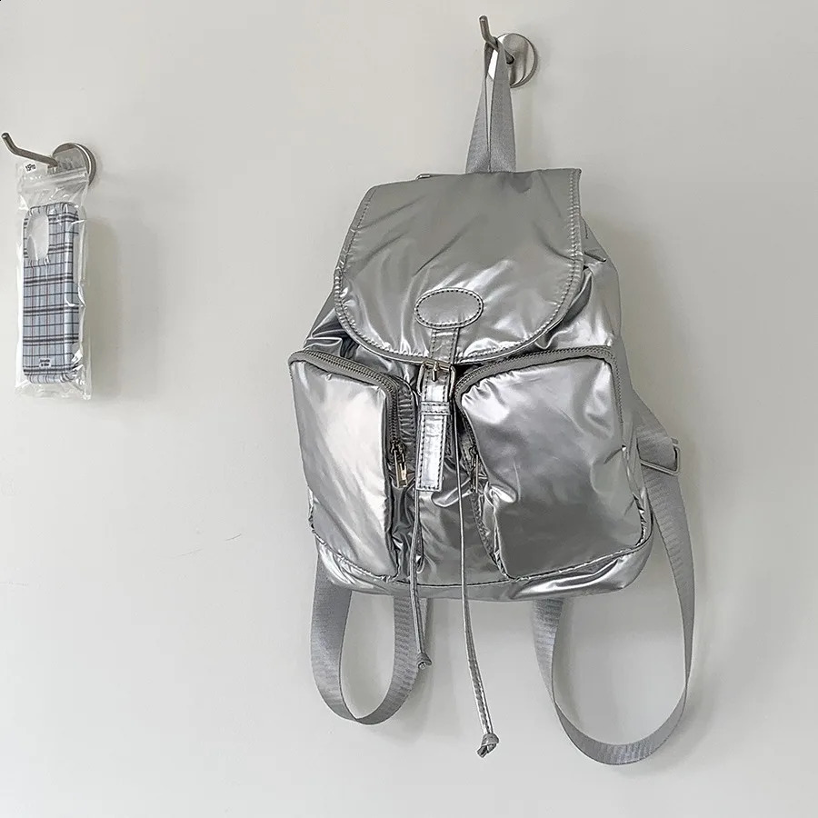 Womens backpack Preppy Style Flap nylon womens backpack niche design college womens travel girl backpack 240808