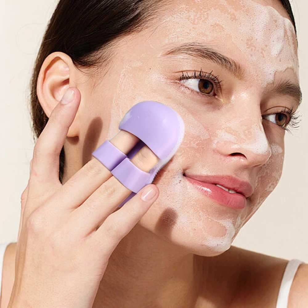 Mini Finger Face Washing Brush Slipper Shape Soft Silicone Deep Cleansing Pore Remove Dead Skin Cells Massage Cleansing Brush Y240821