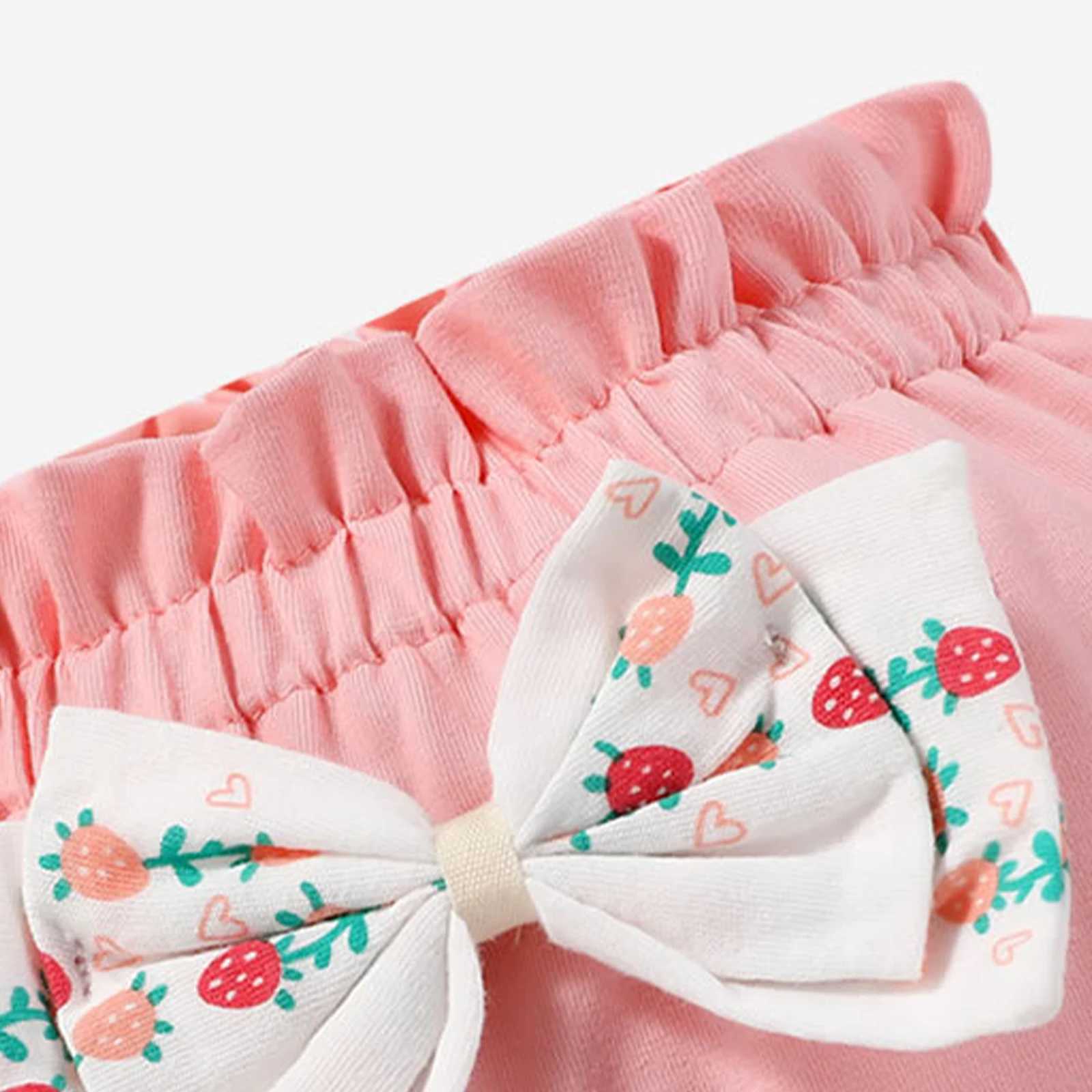 4Pcs Adorable Baby Girls Cotton Bloomers Assorted Cute Print Ruffle Bow Diaper Cover Girl Summer Breathable Underwear Panties Y240821