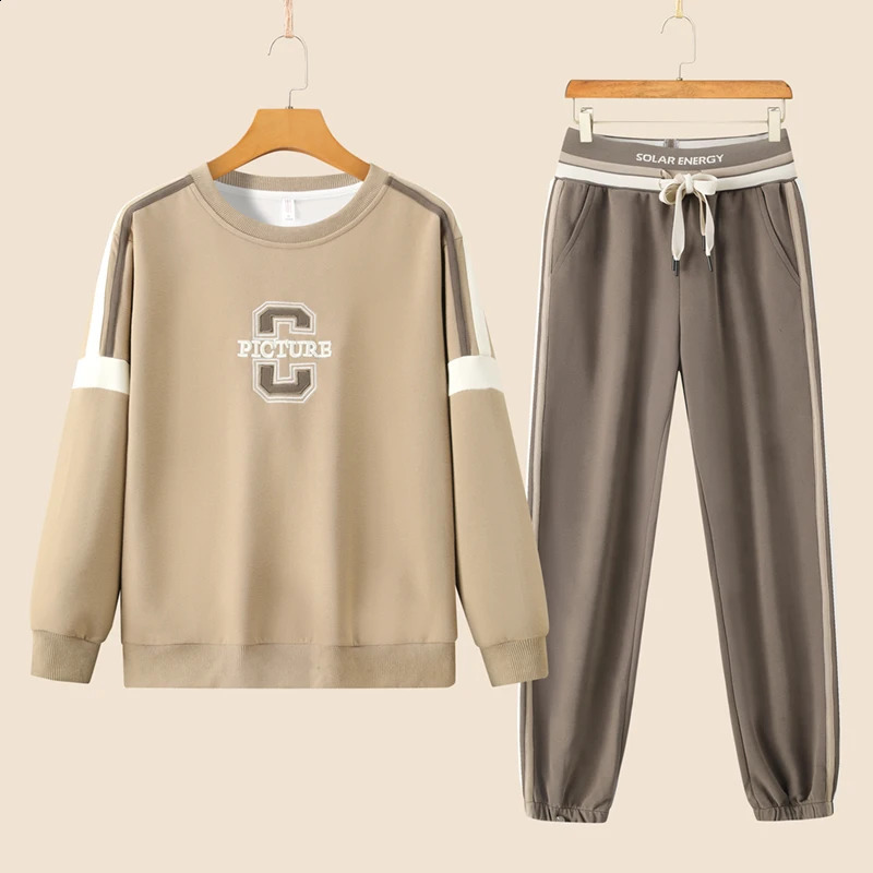 Woman Tracksuit Two Piece Set Winter Warm HoodiesPants Pullovers Sweatshirts Female Jogging Woman Clothing Sports Suit Outfits 240821