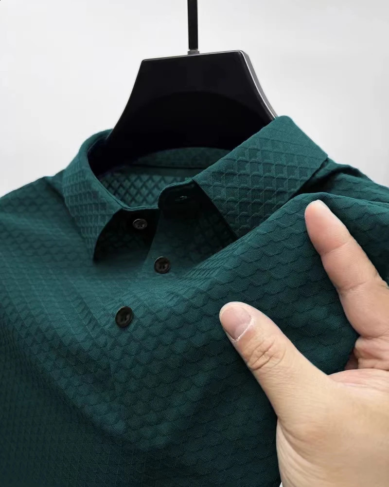 2024 Summer Trend High-End Mens Dry Ice Silk Slim Shirt Collar POLO Shirt 240821