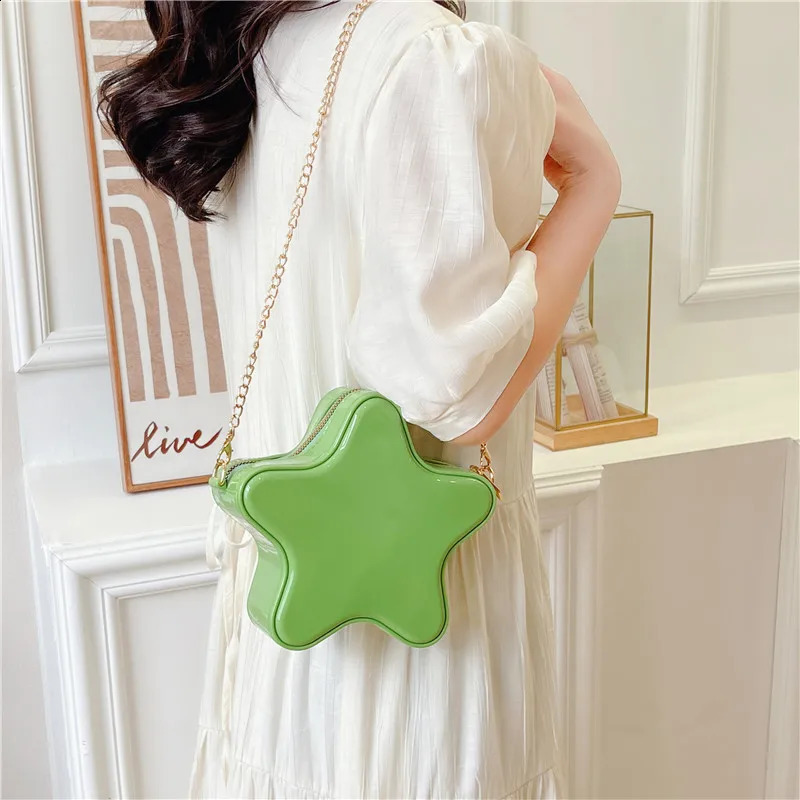 Summer cute star shaped silicone cross shaped bag suitable for women little girls candy color jelly shoulder bag fashionable chain coin bag 240820