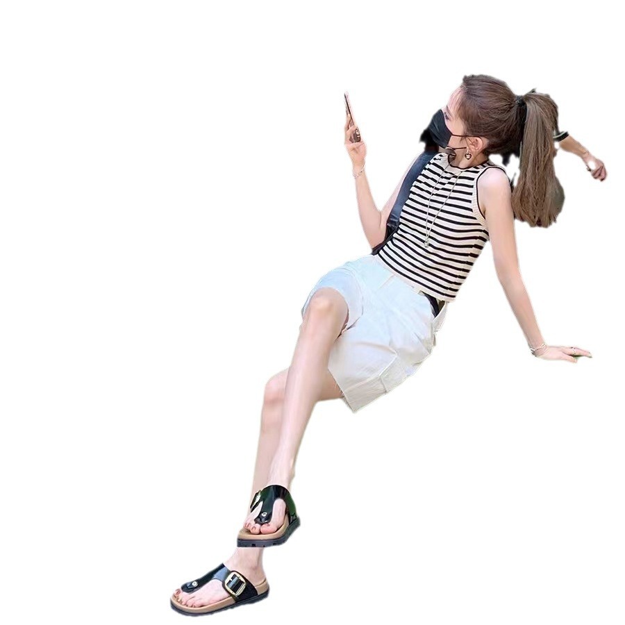 Ddmysports Grape Mom Same Style Rida Pinch Toe Wide Straight Strap Adjustable Square Buckle Flat Bottom Boken Slippers Women S Summer OUTDOOR