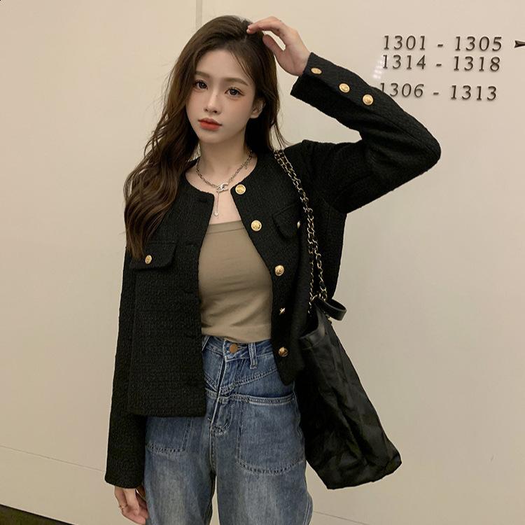Women's Jackets Chic Tweed Coat Female Elegant O Neck Cropped Jacket Women Spring Fall Luxruy Korean Fashion pocket white Outwear Clothing 231010