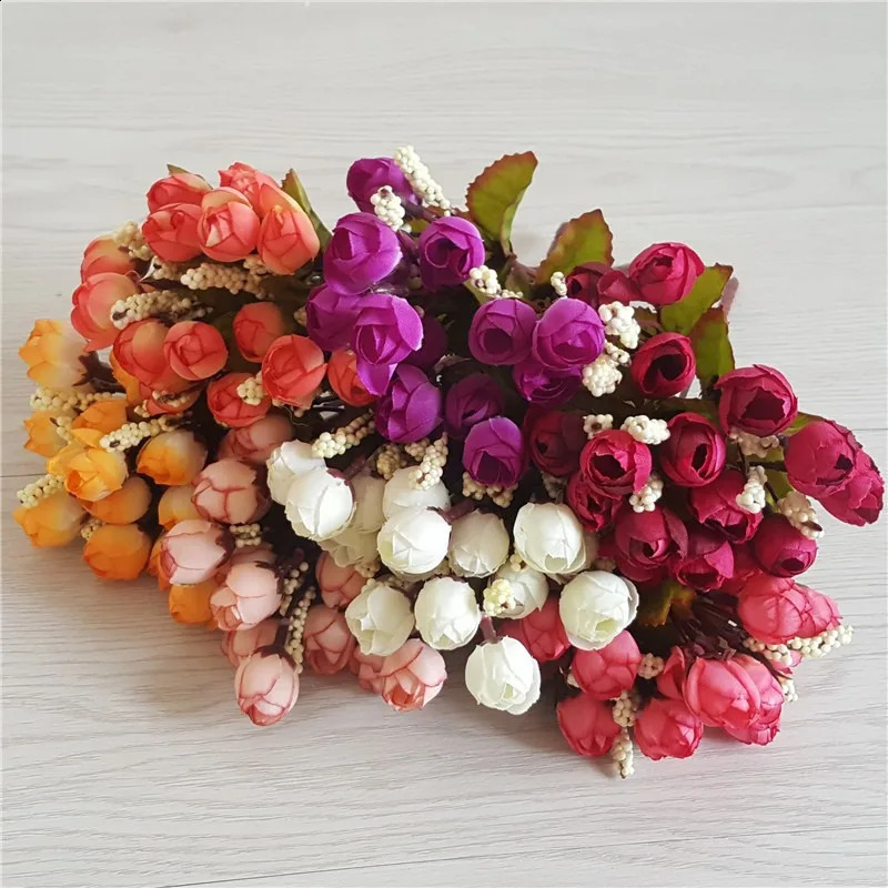 Multi Colors 15 heads/bouquet small bud roses bract simulation flowers silk rose decorative Flowers Home decorations for Wedding 240820