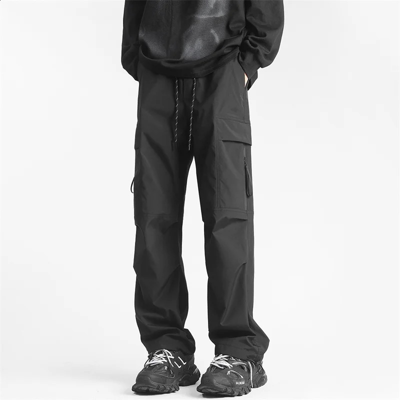 Autumn mens cargo pants casual hiphop multi pocket Trouser Streetwear Techwear sports functional bag Pantalones hombre 240821