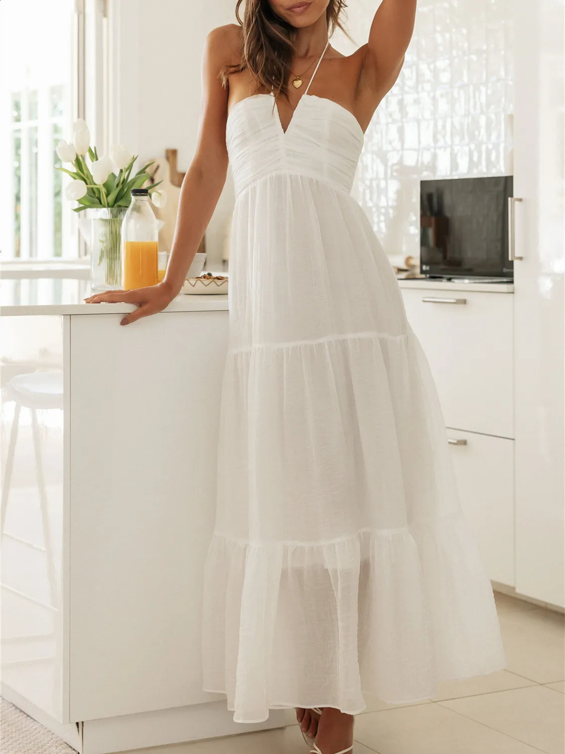Boho Women Y2k Pleated Spaghetti Strap Maxi Dress Backless Cutout Long Cami Dress Tie Back Ruffle Dresses Beach Wear 240821