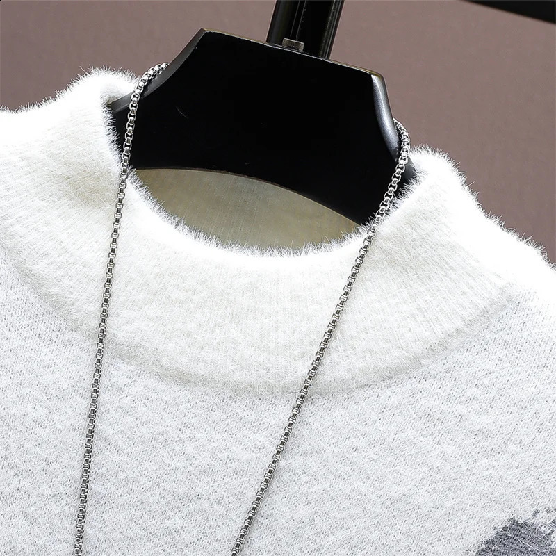 Winter Plaid Mink Cashmere Sweater Men Half Turtleneck Mens Sweaters Top Quality Pull Homme Thick Warm Pullover Men 240821