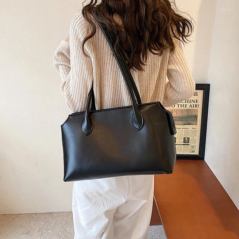 Shoulder Bags 2024 Pattern Advanced Retro Feel Large Capacity Women's Bag Soft Leather Solid Color Fashion Trends Underarm fc66