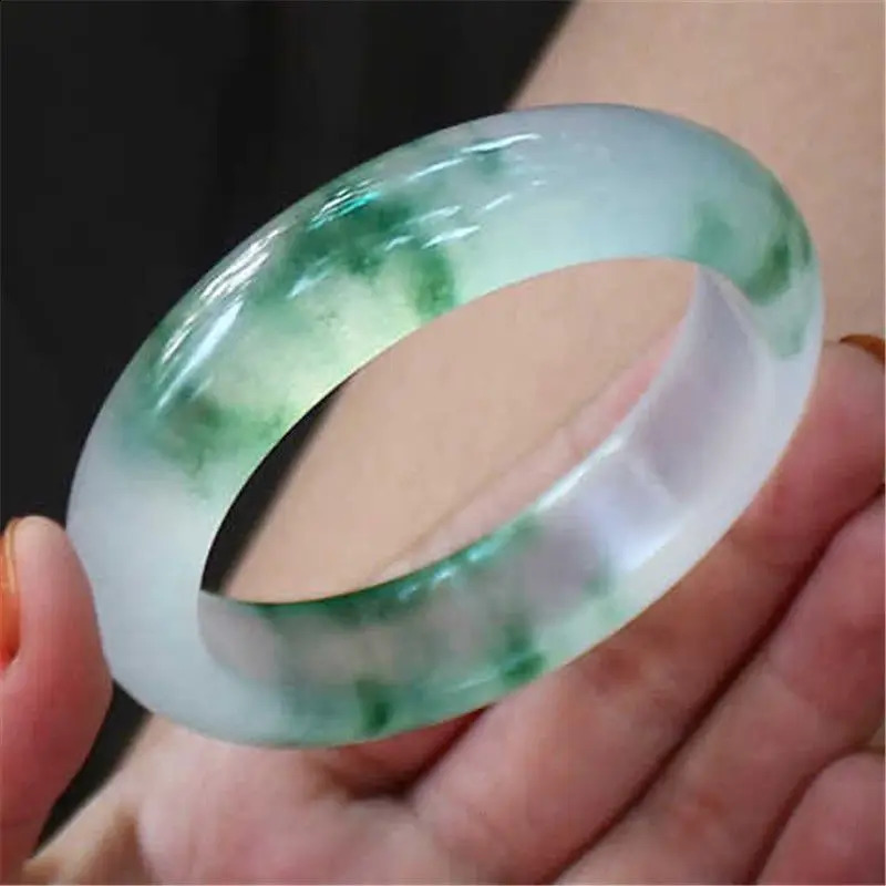 Emerald Jade Bracelet Ice Seed Floating Flower Womens Simple Temperament 240813