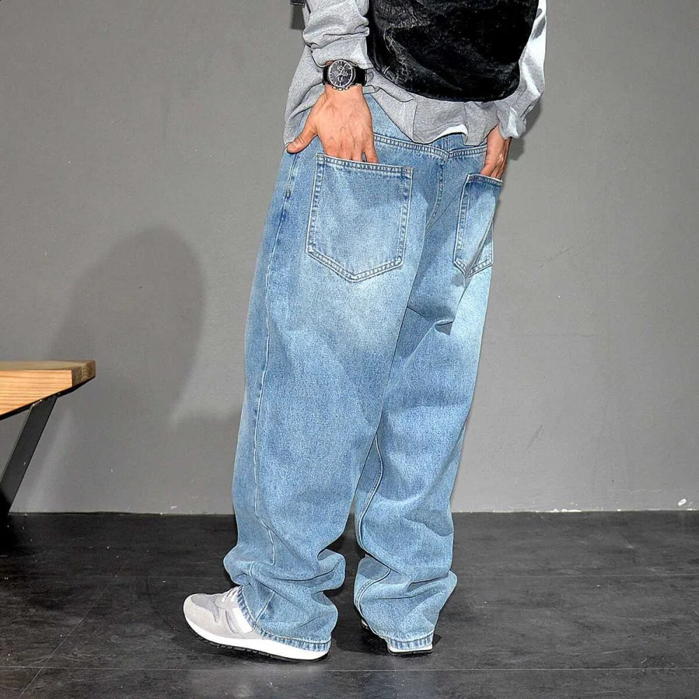 American Vintage Light Blue Distressed Baggy Jeans Men Japanese Streetwear Embroidery Ripped Jeans Harajuku Denim Cargo Pants 240821