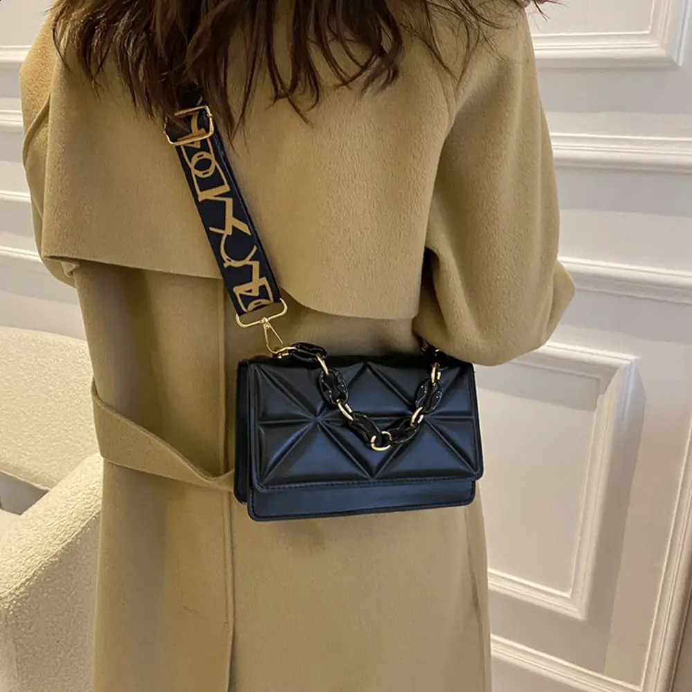 Winter Large Shoulder Bags for Women Stone Pattern PU Leather Crossobdy Pink Tote Handbags Chains Shopper Clutch Purs y240919