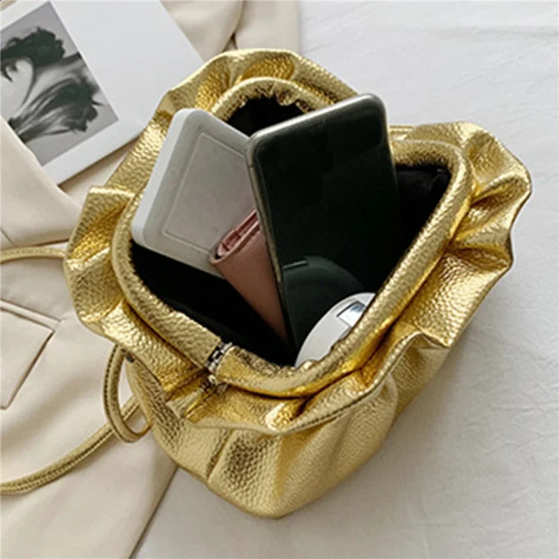 ious Gold Cloud Bag For Women Leather Hobos Retro Crossbody Small Phone n Clutch Clip Female Bolsa 240821