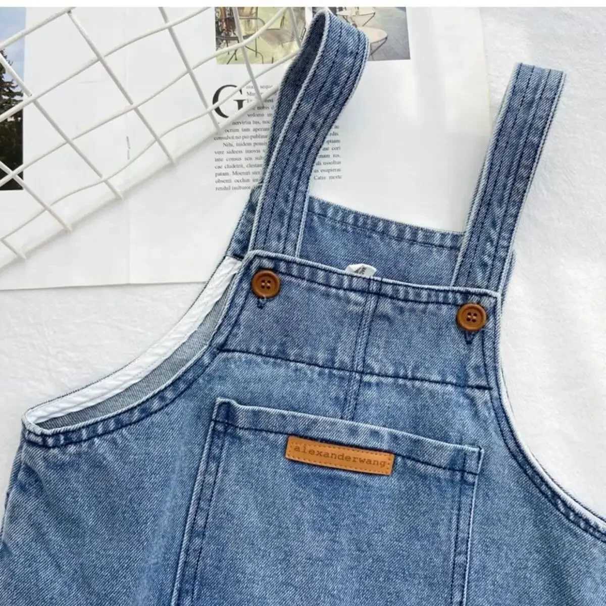 New summer childrens clothing baby girl boy denim covered pure soft casual childrens jeans jumpsuit baby bib pants 1-5 years W240822