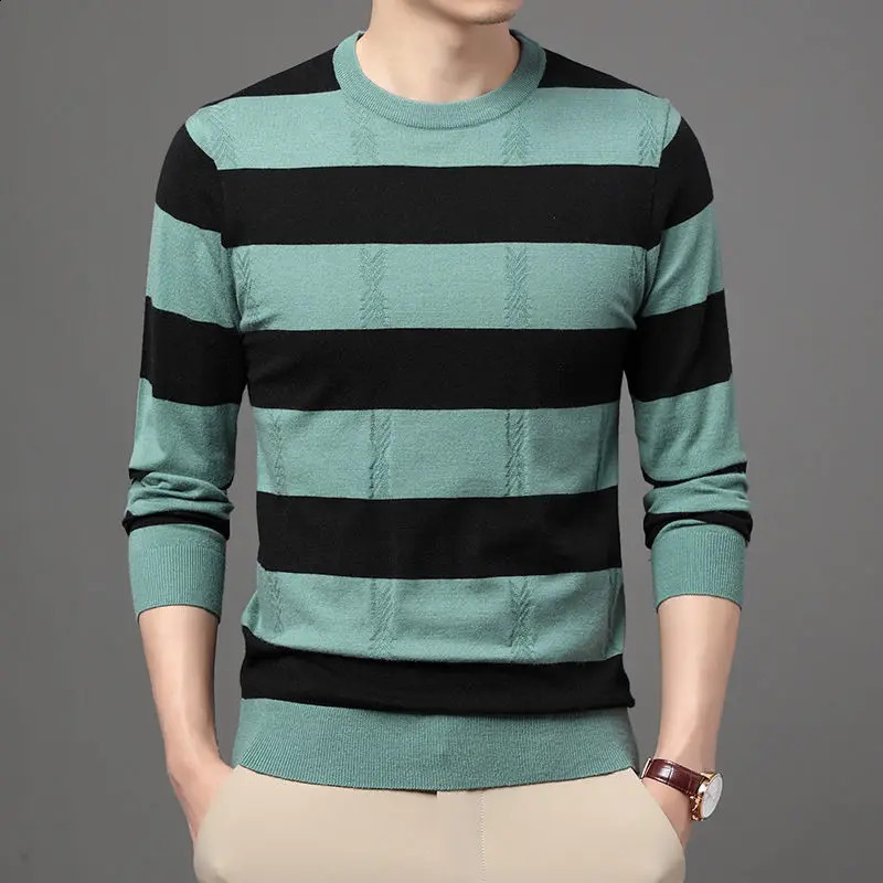 Stylish Printed V-Neck Button Knitted Striped Sweater Men Clothing Autumn Oversized Casual Pullovers Loose Korean Tops 240821