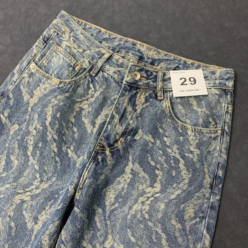 High Street Trendy American Jacquard Full Print Jeans Men Loose Straight Personalized Wide Leg Pants for Men 240821
