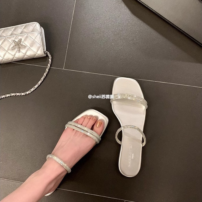 Ddmysports Same Style As Su Yinyin Silver Star Sparkle SR Square Eaded Water Diamond With Flat Bottom Women S Slippers For Summer Outwear OUTDOOR