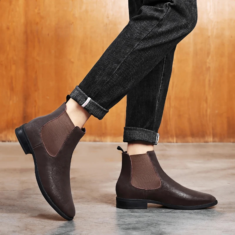 Mens Skating Shoes Mens Casual Business Chelsea Boots Handmade Leather Fashion Motorcycle Boots Winter Plus Ankle Boots Mens 240821